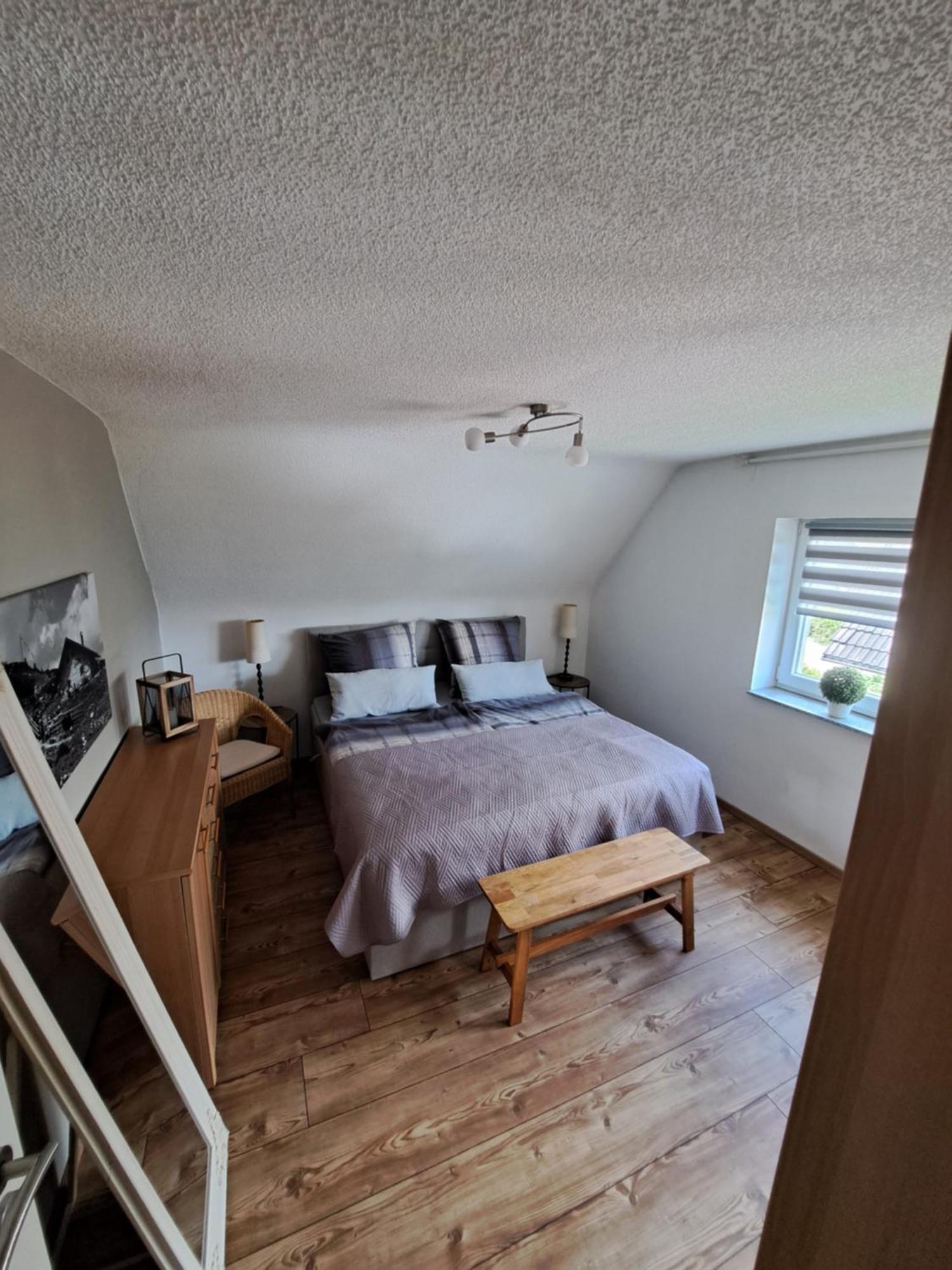 אסבאך Wunderschoenes 2 Zimmer Apartment Inkl. Parkplatz מראה חיצוני תמונה