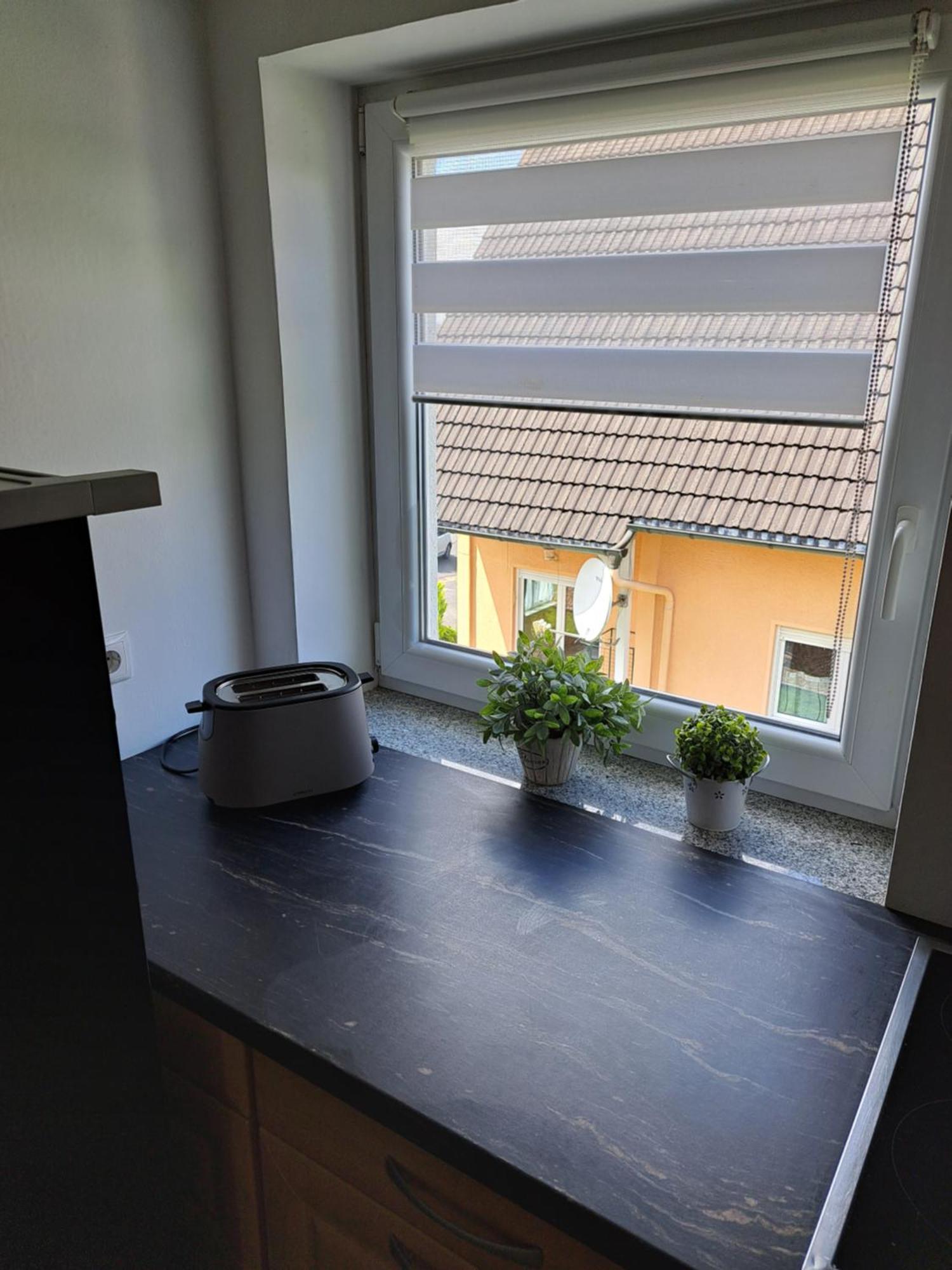 אסבאך Wunderschoenes 2 Zimmer Apartment Inkl. Parkplatz מראה חיצוני תמונה