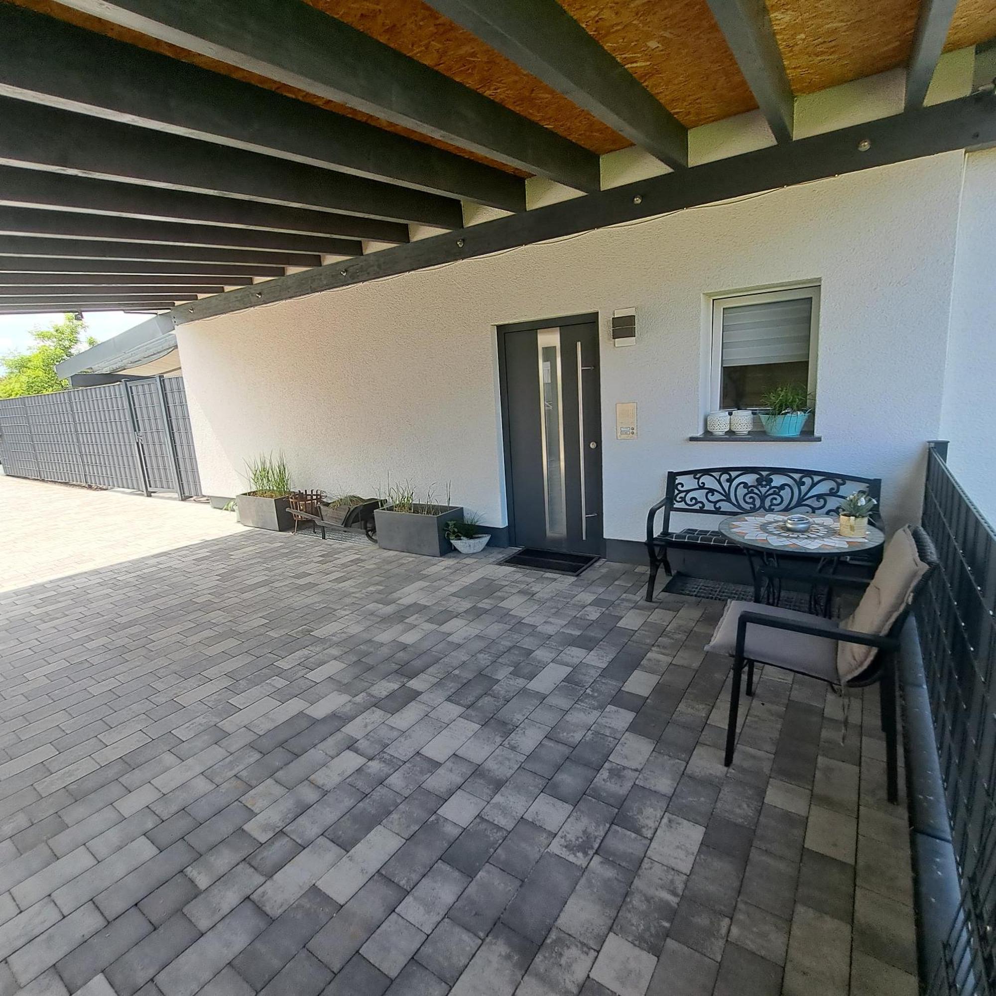 אסבאך Wunderschoenes 2 Zimmer Apartment Inkl. Parkplatz מראה חיצוני תמונה